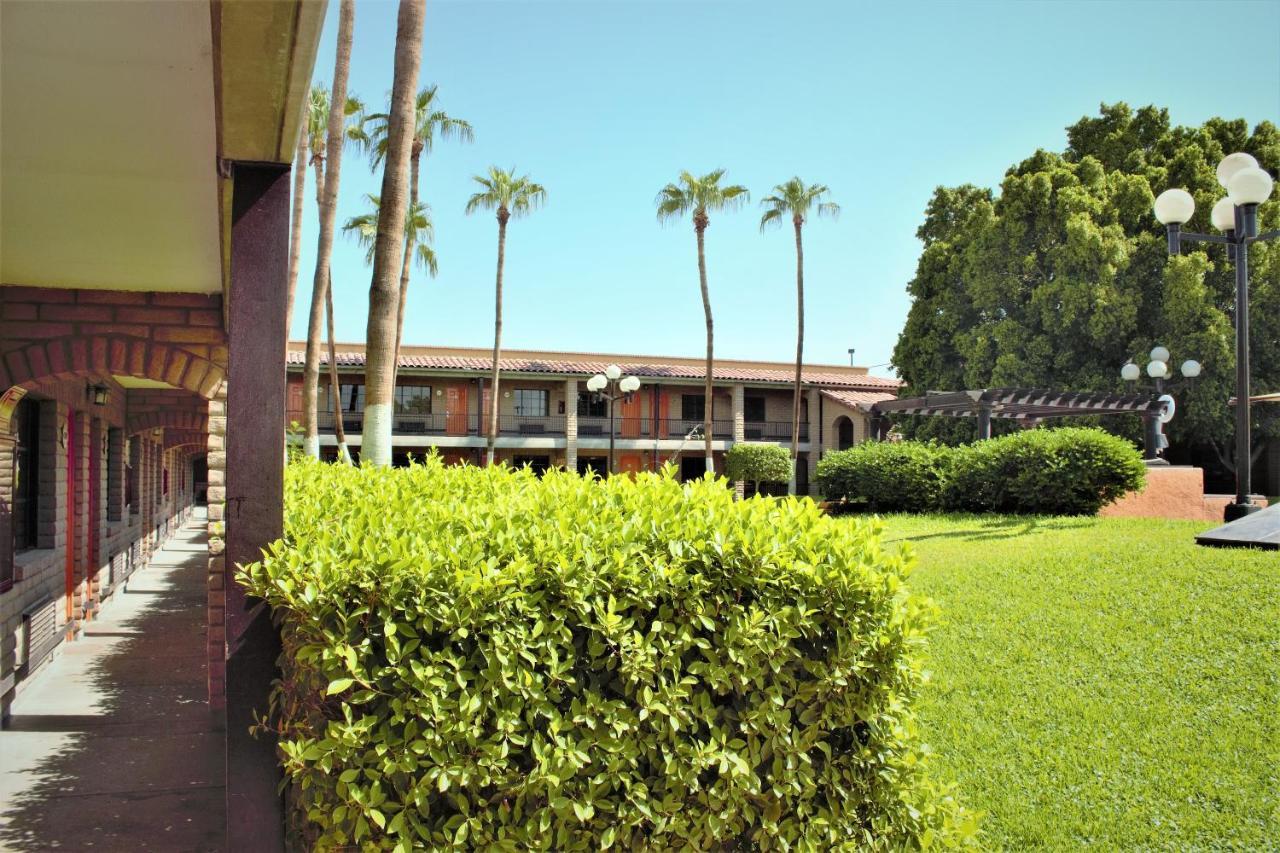 Hotel Colonial Mexicali Luaran gambar