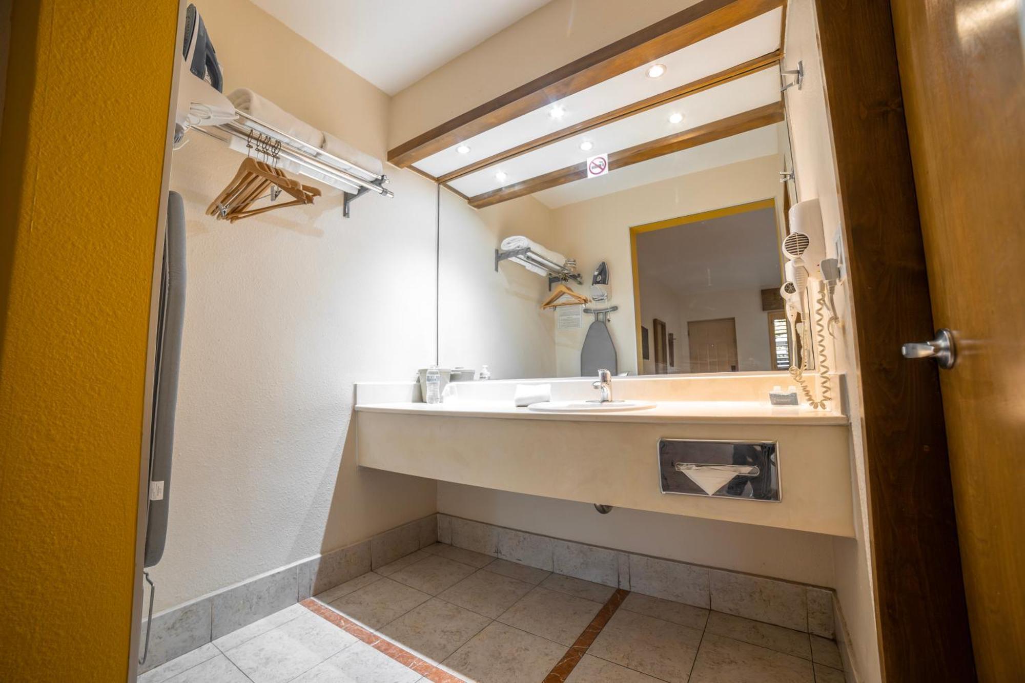 Hotel Colonial Mexicali Luaran gambar