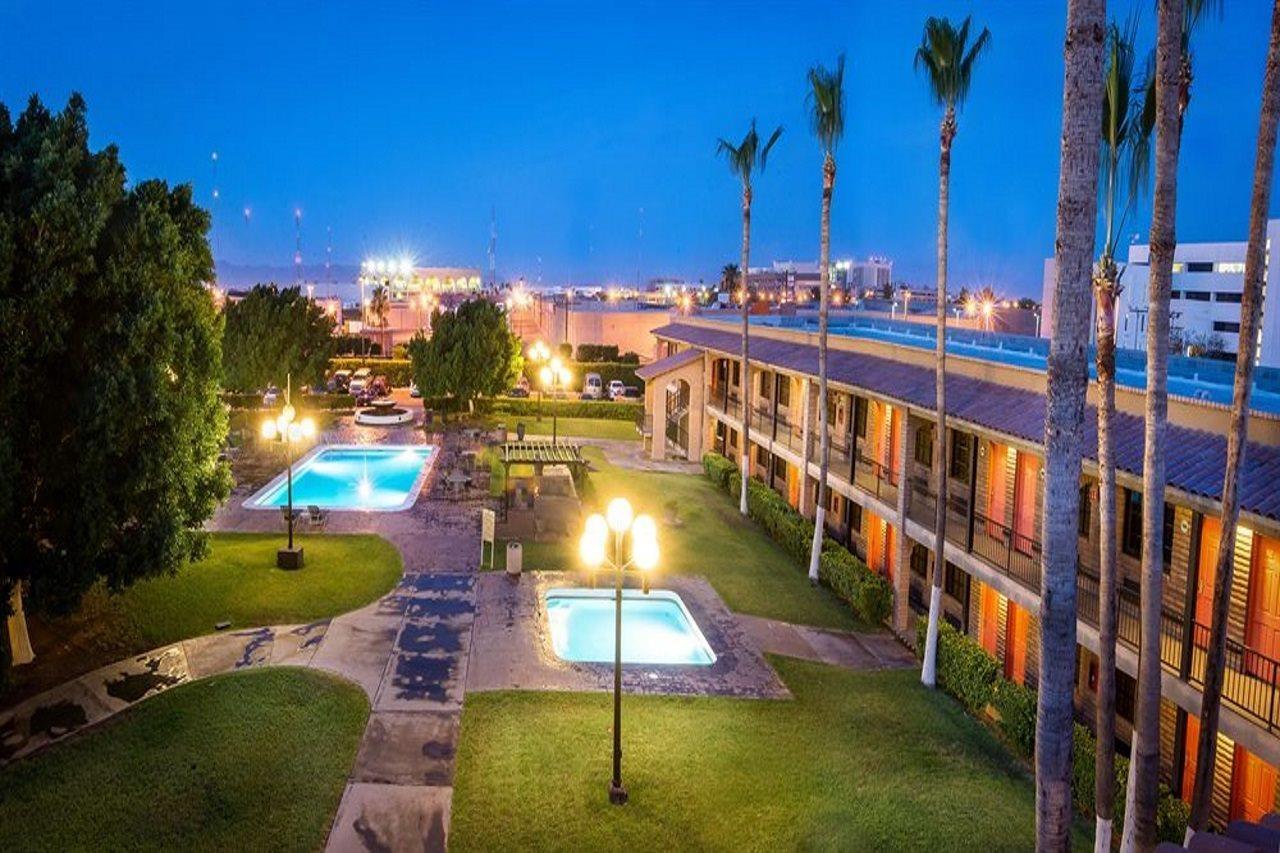 Hotel Colonial Mexicali Luaran gambar