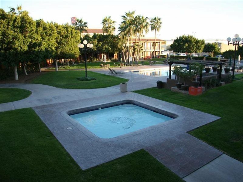 Hotel Colonial Mexicali Luaran gambar